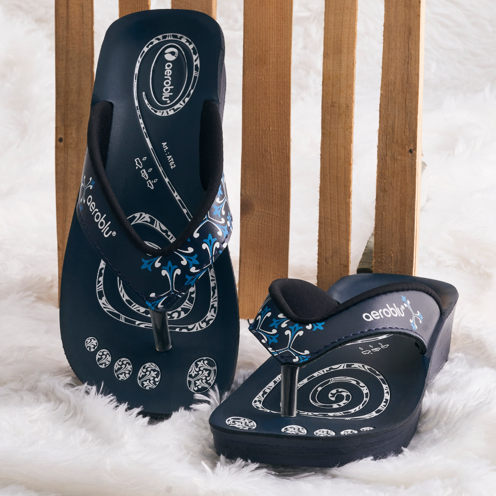 Casual Wear Thong Flat Slippers for Women | AT62