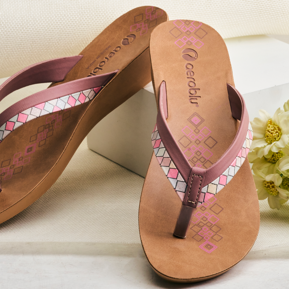 Aeroblu Formal Wear Thong Flat Slippers for Women | EG7Q